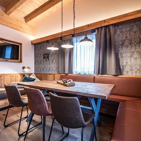 Alpenland דירה *