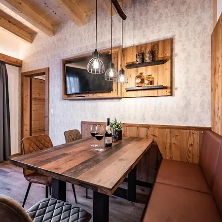 Alpenland * מאיירהופן