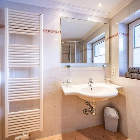 Alpenland Lägenhet Mayrhofen