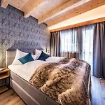 Apart Alpenland Apartment Mayrhofen