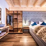 Apart Alpenland Apartment Mayrhofen