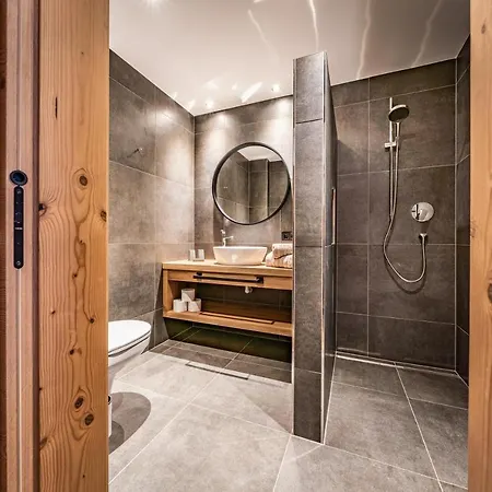 Alpenland Апартаменти *