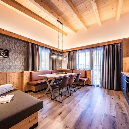 Alpenland Майргофен